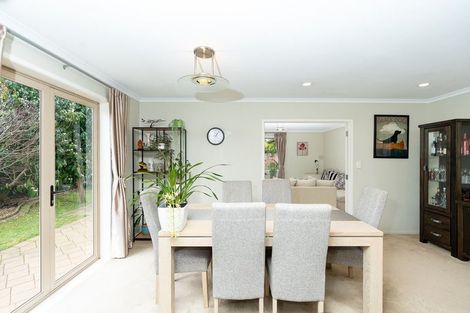 Photo of property in 9 Saint James Drive, Huntington, Hamilton, 3210