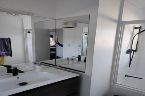 Photo of property in 24 Riley Place, Fitzroy, Hamilton, 3206