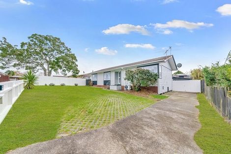 Photo of property in 15 Almay Place, Clover Park, Auckland, 2019