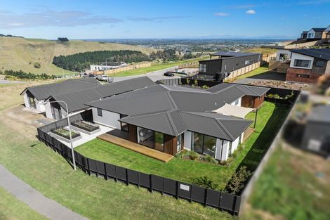 Photo of property in 10 Eaglesfield Close, Westmorland, Christchurch, 8025