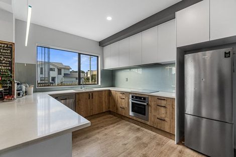 Photo of property in 80a Moire Road, Massey, Auckland, 0614