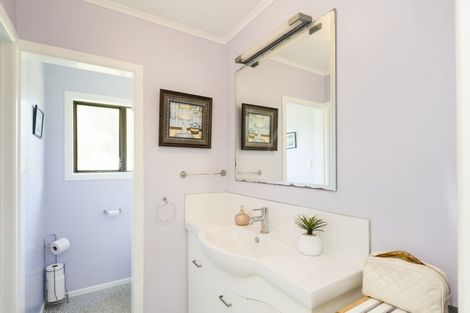 Photo of property in 23 Heatherlea Heights, Feilding, 4702
