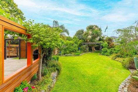Photo of property in 191 Mazengarb Road, Paraparaumu, 5032