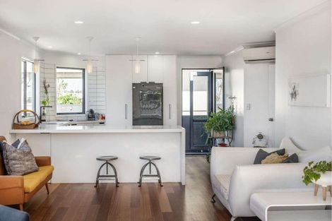 Photo of property in 16a Valley Road, Browns Bay, Auckland, 0630