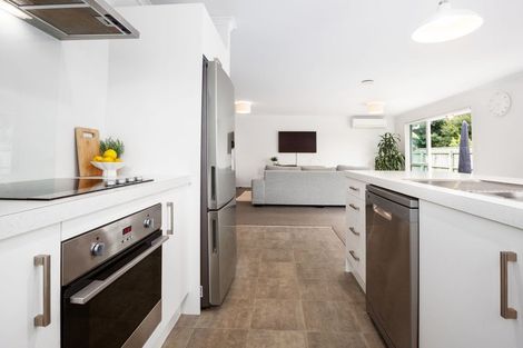 Photo of property in 1 Banks Boulevard, Whitby, Porirua, 5024