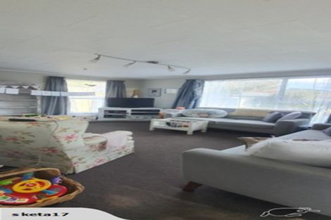 Photo of property in 2/112 Mcleod Street, Elderslea, Upper Hutt, 5018