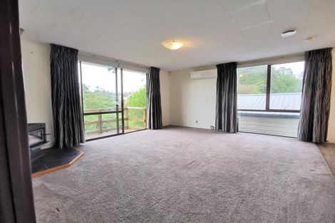Photo of property in 2/109 Oreil Avenue, West Harbour, Auckland, 0618