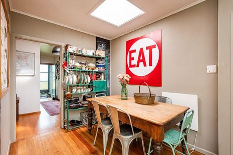 Photo of property in 39 Hudson Street, Island Bay, Wellington, 6023
