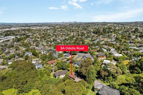 Photo of property in 1/8 Odette Road, Totara Vale, Auckland, 0629