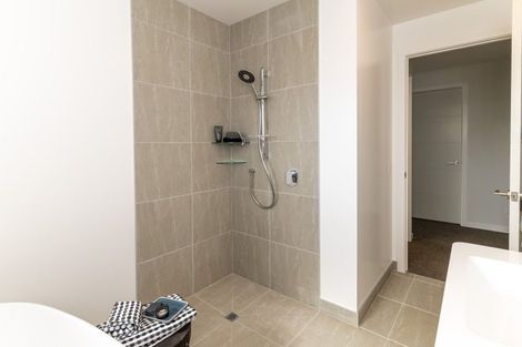 Photo of property in 108a Weraroa Road, Levin, 5510