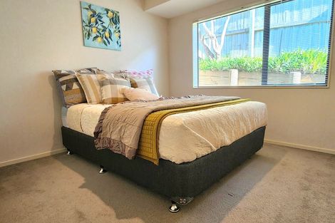 Photo of property in 47 William Gamble Drive, Greenhithe, Auckland, 0632