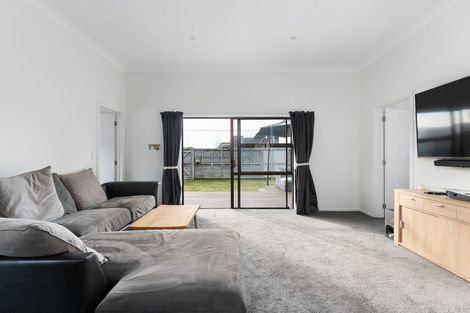 Photo of property in 22 Seymour Street, Hornby, Christchurch, 8042