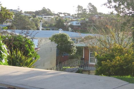 Photo of property in 12 Tawhana Crescent, Red Beach, 0932