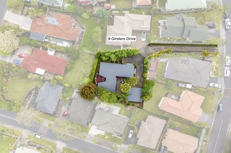 Photo of property in 9 Ginders Drive, Massey, Auckland, 0614