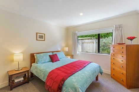 Photo of property in 42 Monarch Place, Paraparaumu Beach, Paraparaumu, 5032