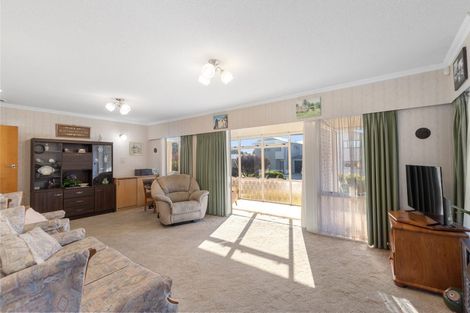 Photo of property in 19 Rossiter Place, Chartwell, Hamilton, 3210