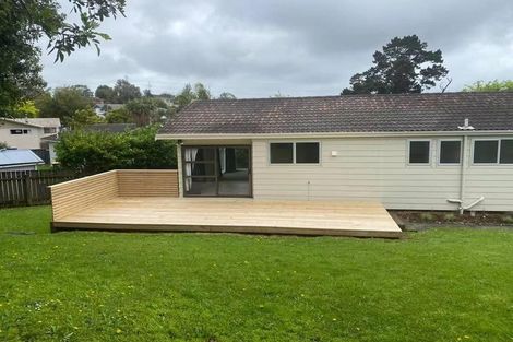 Photo of property in 52 Hartley Terrace, Massey, Auckland, 0614