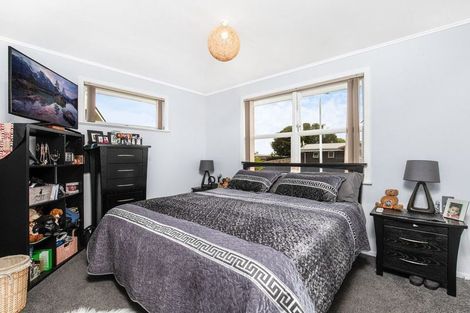 Photo of property in 33 Dagenham Street, Manurewa, Auckland, 2102
