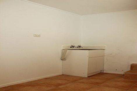 Photo of property in 14 Lilburn Crescent, Massey, Auckland, 0614