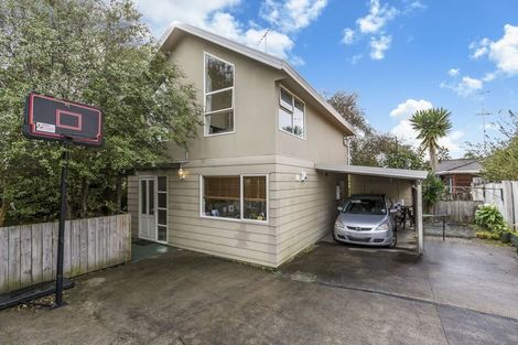 Photo of property in 18b Holiday Road, Stanmore Bay, Whangaparaoa, 0932