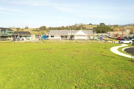 Photo of property in 18 Tiaki Lane, Matakana, 0985