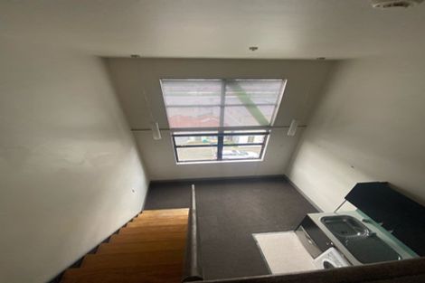 Photo of property in Urbane Apartments, 31/29 Webb Street, Mount Cook, Wellington, 6011
