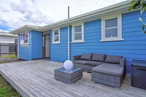 Photo of property in 14 William Benton Street, Featherston, 5710