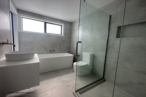 Photo of property in 12 Catalina Avenue, Rosehill, 2113