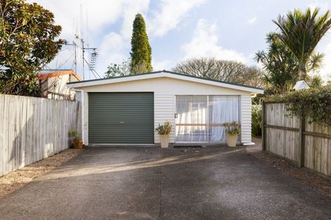 Photo of property in 27 Casey Avenue, Fairfield, Hamilton, 3214