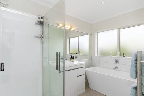 Photo of property in 8 Lasiandra Place, Mount Maunganui, 3116