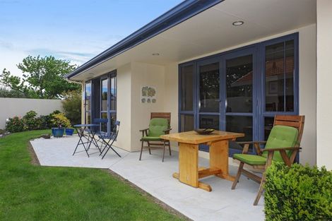 Photo of property in 150 Avenue Road, Greenmeadows, Napier, 4112