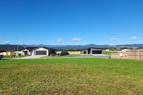 Photo of property in 6 Ash Close, Levin, 5510