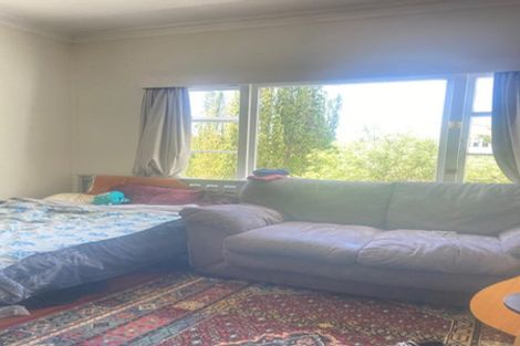 Photo of property in 16 Richmond Avenue, Karori, Wellington, 6012