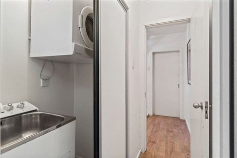 Photo of property in 2/32 Abberley Crescent, St Albans, Christchurch, 8014