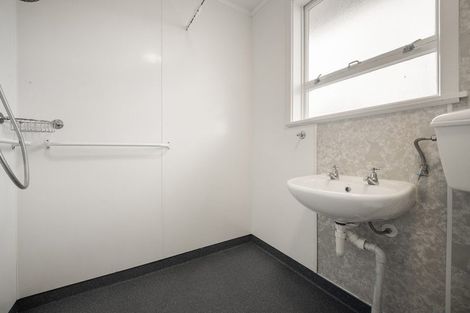 Photo of property in 49 Charnwood Crescent, Bishopdale, Christchurch, 8051