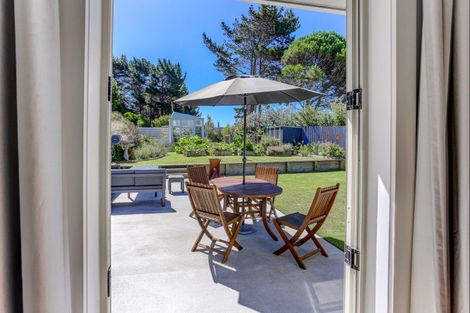 Photo of property in 29 Manuka Street, Castlecliff, Whanganui, 4501