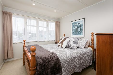 Photo of property in 6 Savage Crescent, Waipukurau, 4200