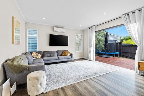 Photo of property in 36a Station Street, Hobsonville, Auckland, 0616