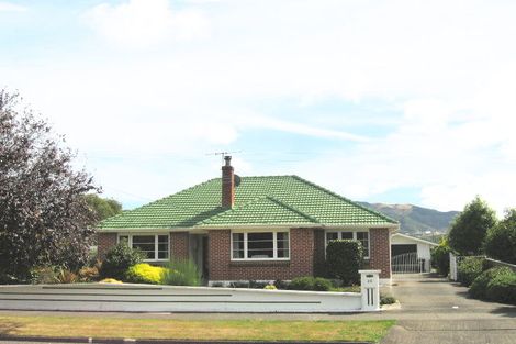 Photo of property in 28 Miro Street, Trentham, Upper Hutt, 5018