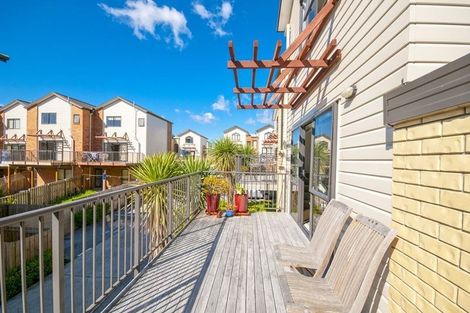 Photo of property in St Claire Village, 43/172 Mcleod Road, Te Atatu South, Auckland, 0610