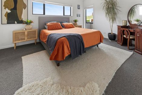 Photo of property in 17 Huntaway Close, Stoke, Nelson, 7011