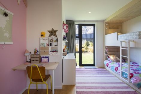 Photo of property in 13 Torridon Court, Jacks Point, Queenstown, 9371