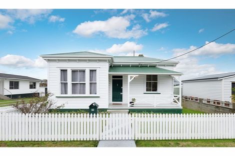 Photo of property in 77 Whitaker Street, Te Aroha, 3320