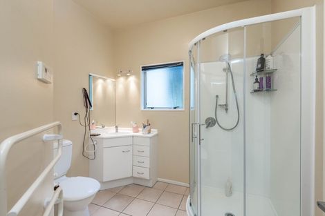 Photo of property in 7 Bank Road, Northland, Wellington, 6012