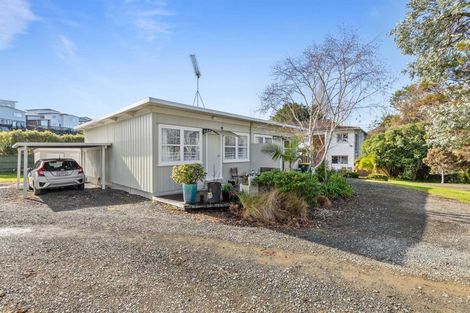 Photo of property in 2/35 Glenvar Road, Torbay, Auckland, 0630