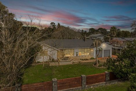 Photo of property in 40 Waikoukou Valley Road, Waimauku, 0812