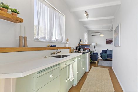 Photo of property in 8 Reading Street, Greytown, 5712