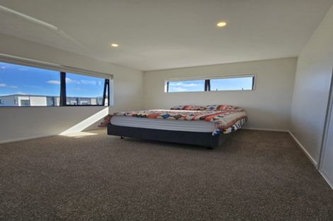 Photo of property in 1 Te Mura Crescent, Takanini, 2112