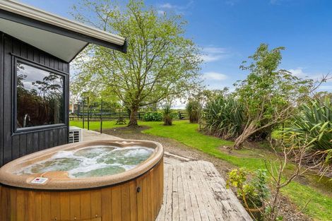 Photo of property in 5 Pukanui Avenue, Totara Park, 2019