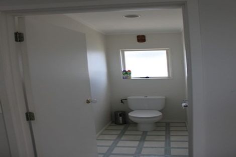 Photo of property in 25a Brightside Road, Stanmore Bay, Whangaparaoa, 0932
